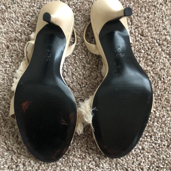 Moda Spana Heels - Picture 7 of 8